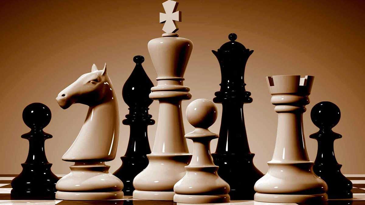 شطرنج انتقادی